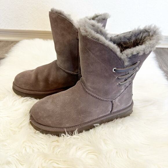 UGG Shoes - UGG Womens Constantine Boots Size 7 Gray Lace Up Detail Fur Lined